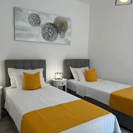 Pula Central Apartments Apartman *